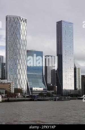 Londres, Royaume-Uni. 30th octobre 2022. Les gratte-ciels du quartier financier de Canary Wharf. Credit: Jan Woitas/dpa/Alay Live News Banque D'Images