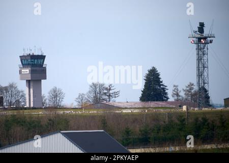 10 avril 2023, Rhénanie-Palatinat, Büchel : base aérienne du Bundeswehr. Toujours en 2023, sous l'impression de la guerre de la Russie contre l'Ukraine, de nombreuses marches de Pâques ont eu lieu dans toute l'Allemagne. Photo: Thomas Frey/dpa Banque D'Images