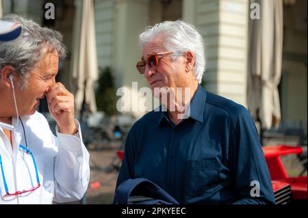 06/22/2019 (Turin, Italie) Giorgetto Giugiaro en conversation avec le propriétaire du 'Nuccio' de Bertone Banque D'Images