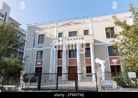 Nouveau bâtiment moderne Nomarcheio dans la région d'Evros, capitale d'Alexandroupolis, Grèce, a remporté la victoire de Samothrace, 25-10-2022 usage éditorial Banque D'Images