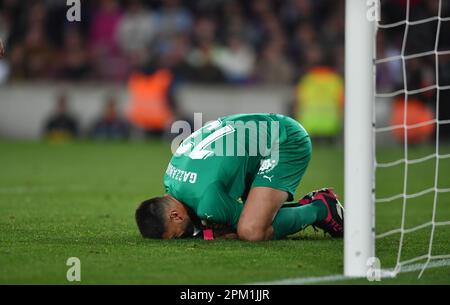 Barcelone, ESP. 10th avril 2023. FC BARCELONE contre GÉRONE FC 10 avril 2023 Gazzaniga (13) gardien de but du FC Girona pendant le match entre le FC Barcelone et le FC Girona correspondant au vingt-huit jour de la Liga Santander au camp Spotify Nou à Barcelone, Espagne. Crédit : rosdemora/Alay Live News Banque D'Images