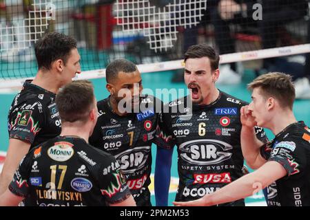 PalaBarton, Pérouse, Italie, 10 avril 2023, sir Safety susa se réjouit pendant la phase de jeu - Sir Safety Susa Perugia vs Allianz Milano - Volleyball Italia Banque D'Images