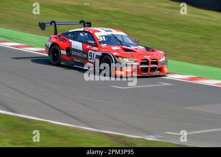 British GT Championship, 2023 Intelligent Money, circuit de course d'Oulton Park, Century Motorsport, Darren Leung, Dan Harper, BMW M4 GT3 Banque D'Images