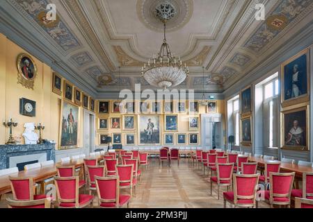 France, Gers, Auch, scène sur le chemin de Compostelle, Mairie, la salle des illustres Banque D'Images