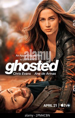 Affiche « Ghosts Ana de Armas » et « Chris Evans » Banque D'Images