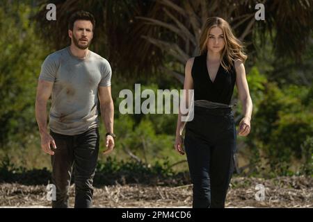 Ana de Armas et Chris Evans Banque D'Images