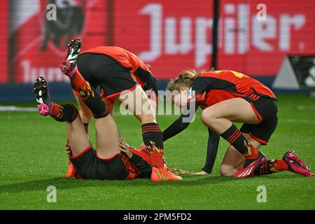 Louvain, Belgique. 11th avril 2023. Tessa Wullaert, en Belgique, célèbre après avoir marqué son score lors d'un match de football amical entre l'équipe nationale féminine belge, les flammes rouges et la Slovénie, le mardi 11 avril 2023 à Louvain. BELGA PHOTO DAVID CATRY crédit: Belga News Agency/Alay Live News Banque D'Images