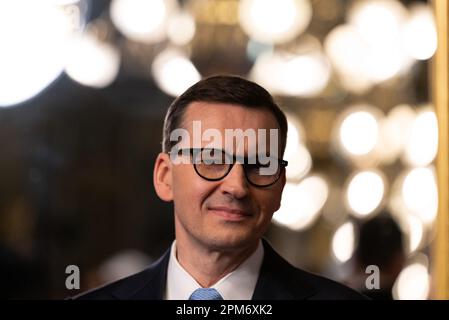 Washington, États-Unis. 11th avril 2023. LE vice-président DES ÉTATS-UNIS, Kamala Harris, fait des remarques à l'intention de la presse avec Mateusz Morawiecki, premier ministre de Pologne, avant leur réunion au bureau du vice-président à Washington, DC, Etats-Unis, mardi, 11 avril, 2023. Harris et Morawiecki devraient discuter de l'invasion de l'Ukraine par la Russie. Photo de Cheriss May/Pool/ABACAPRESS.COM crédit: Abaca Press/Alay Live News Banque D'Images