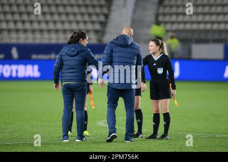 Cristian Dulca entraîneur de Roumanie équipe féminine de football pendant le match amical de football Roumanie contre Marocco 12.04.2023, Stade Arcul de TRIUMF , Bucarest Banque D'Images