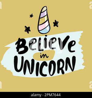 Affiche typographique unicorns à la main. Croquis de texte sur fond blanc avec aquarelle violette pour carte postale, icône, logo ou badge. Vecteur Illustration de Vecteur