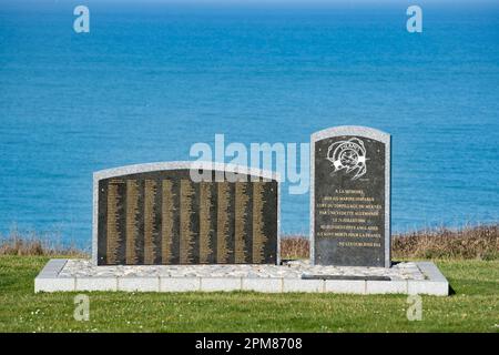 France, Seine Maritime, Saint Martin en campagne, Côte d'Abatre, stèle en mémoire de l'opération Jubilé, atterrissage allié à Dieppe en 1942 Banque D'Images