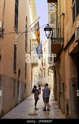 Espagne, Iles Baléares, Majorque, Baie de Palma, Palma de Majorque, dans les rues étroites et colorées de la vieille ville Banque D'Images