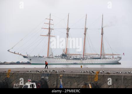 Esmeralda, école d'entraînement de la marine chilienne, barquentine à quatre mâts à coque en acier, à Valparaiso, Chili Banque D'Images