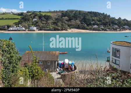 Vue sur l'estuaire de la Salcombe, vue de Salcombe à East Portlerouth dans le South Hams Banque D'Images