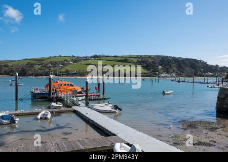 Vue sur l'estuaire de la Salcombe, vue de Salcombe à East Portlerouth dans le South Hams Banque D'Images