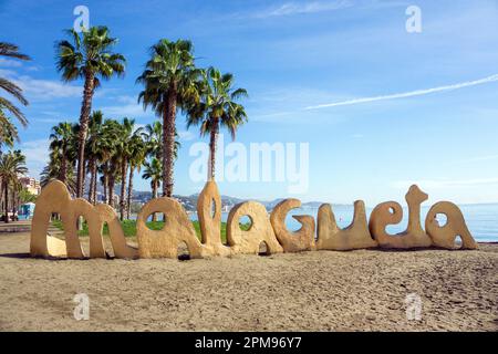 Playa la Malagueta, célèbre et populaire plage de la ville à Malaga, Andalousie, Costa del sol, Espagne, Europe Banque D'Images