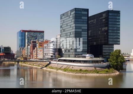 Hyatt Regency Hotel, Medienhafen, Düsseldorf, Rhénanie-du-Nord-Westphalie, Allemagne Banque D'Images