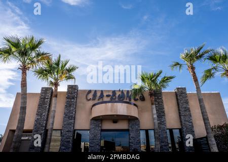 Lac Havasu City, AZ - 9 mars 2023 : tapas et grilladerie CHA-Bones dans un restaurant grill haut de gamme. Banque D'Images