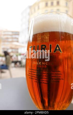 Valence, Stadtteil Ruzafa, Turia Bier // Valence, Ruzafa District, Turia Beer Banque D'Images