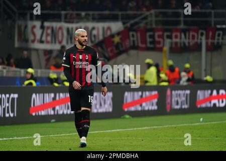 Theo Hernandez (AC Milan) pendant la Ligue des champions de l'UEFA, quart de finale, match de football de 1st jambes entre AC Milan et SSC Napoli sur 12 avril 2023 au stade San Siro à Milan, Italie - photo Luca Rossini / E-Mage Banque D'Images