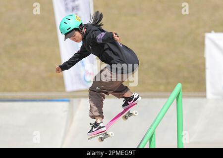 Ibaraki, Japon. 13th avril 2023. Funa Nakayama Skateboarding : le Skateboarding 2nd de Mynavi Japon OUVERT la qualification de rue des femmes au Parc Murasaki Kasama à Ibaraki, Japon . Credit: AFLO SPORT/Alay Live News Banque D'Images