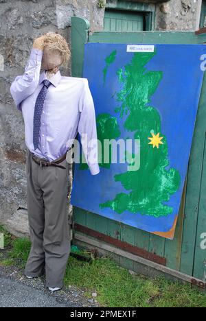 Le festival Kettlewell Scarecrow semble être un événement annuel du mois d'août dans les Yorkshire Dales. Il a une forte participation des villageois et est un événement formidable. Banque D'Images