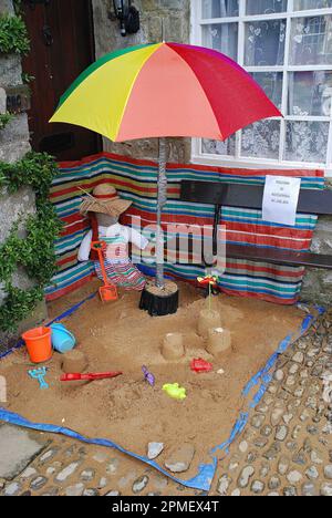 Le festival Kettlewell Scarecrow semble être un événement annuel du mois d'août dans les Yorkshire Dales. Il a une forte participation des villageois et est un événement formidable. Banque D'Images