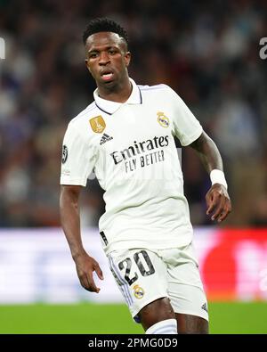 Madrid, Espagne. 12/04/2023, Vinicius Jr du Real Madrid lors du match de la Ligue des champions de l'UEFA, quart-finale, 1st pieds entre le Real Madrid et le Chelsea FC joué au stade Santiago Bernabeu sur 12 avril 2023 à Madrid, Espagne. (Photo de Sergio Ruiz / PRESSIN) Banque D'Images