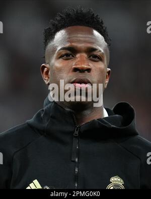 Madrid, Espagne. 12/04/2023, Vinicius Jr du Real Madrid lors du match de la Ligue des champions de l'UEFA, quart-finale, 1st pieds entre le Real Madrid et le Chelsea FC joué au stade Santiago Bernabeu sur 12 avril 2023 à Madrid, Espagne. (Photo de Sergio Ruiz / PRESSIN) Banque D'Images