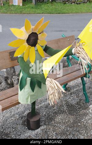 Le festival Kettlewell Scarecrow semble être un événement annuel du mois d'août dans les Yorkshire Dales. Il a une forte participation des villageois et est un événement formidable. Banque D'Images