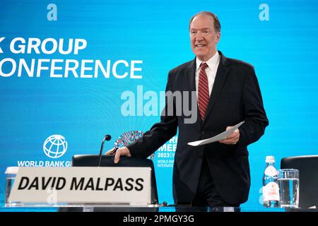 Washington, États-Unis. 13th avril 2023. Le président de la Banque mondiale, David Malpass, arrive à une conférence de presse d'ouverture des réunions du printemps 2023 entre le FMI et la Banque mondiale à Washington sur 13 avril 2023. Photo par Yuri Gripas/ABACAPRESS.COM crédit: Abaca Press/Alay Live News Banque D'Images