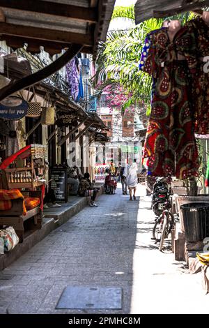 Marché dans la vieille ville, Stone Town, Zanzibar, Tanzanie, Afrique de l'est, Afrique Banque D'Images