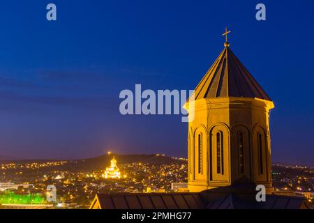 Détail de la tour de l'église orthodoxe de Saint Nicolas à la forteresse de Narikala, Tbilissi, Géorgie, Asie centrale, Asie Banque D'Images