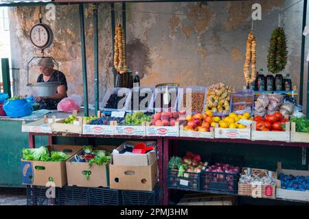 Marché, Herceg Novi, dans la baie de Kotor, Monténégro Banque D'Images