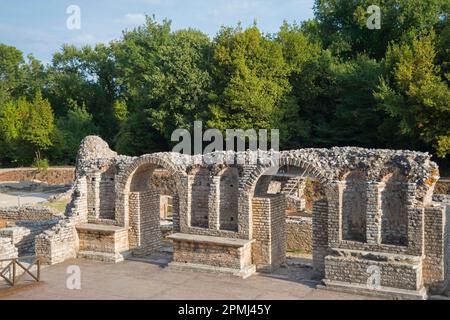 Ruines au théâtre, parc national, ville en ruines, Butrint, Saranda, Albanie Banque D'Images