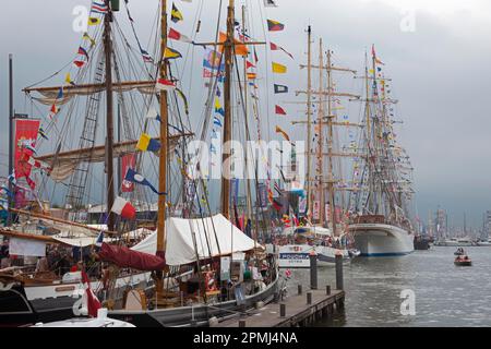 Les bateaux à voile, Bremerhaven, Basse-Saxe, Allemagne Banque D'Images