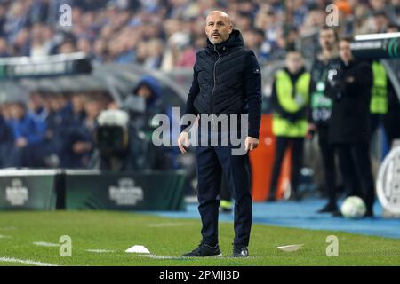 Poznan, Pologne. 13th avril 2023. Vincenzo Italiano lors de la finale de la Ligue de la Conférence européenne de l'UEFA entre Lech Poznan et l'ACF Fiorentina au stade de Poznan sur 13 avril 2023 à Poznan, en Pologne. (Photo de Piotr Matusewicz/PressFocus/Sipa USA) crédit: SIPA USA/Alay Live News Banque D'Images