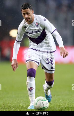 Poznan, Bologne. 13th avril 2023. Rolando Mandragora de Fiorentina pendant la Ligue de la Conférence Europa de l'UEFA, quart de finale, match de football de 1st jambes entre KKS Lech Poznan et ACF Fiorentina sur 13 avril 2023 au Stadion de l'INEA à Poznan, Pologne - photo Piotr Matusewicz/DPPI crédit: DPPI Media/Alay Live News Banque D'Images