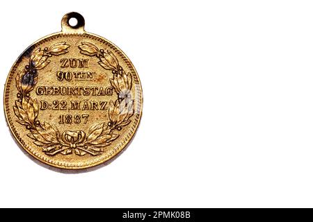 Médaille d'or vintage 1887 90th anniversaire Wilhelm I Deutscher Kaiser Médaille Medallion coin Commemorative BACK Banque D'Images