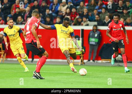 Torchance fuer Victor Boniface (Union Saint-Gillois) GER, Bayer 04 Leverkusen contre Union Saint-Gilloise, Fussball, UEFA Europa League, Viertelfinale, Hinspeel, Spielzeit 2022/2023, 13.04.2023 crédit: ANT Palmer/Alamy Live News Banque D'Images