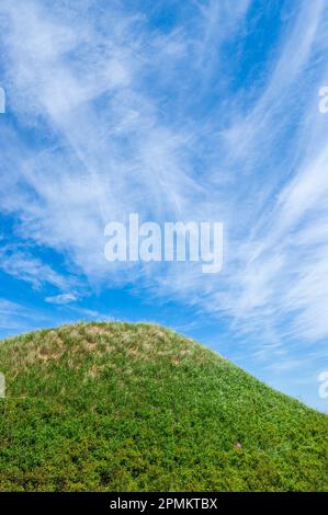 Dunes de sable côtières couvertes d'herbes marraches. Côte nord de l'Île-du-Prince-Édouard, face au golfe du Saint-Laurent. Plage de Cavendish, parc national de l'Î.-P.-É. Banque D'Images