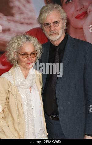 Los Angeles, États-Unis. 14th avril 2023. Amy Irving, Kenneth Bowser au Festival du film classique de la MCT 2023 - Gala nocturne d'ouverture au Théâtre chinois IMAX de la TCL, Los Angeles, CA, 13 avril 2023. Crédit photo: Joseph Martinez/PictureLux crédit: PictureLux/The Hollywood Archive/Alamy Live News Banque D'Images