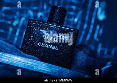 Blue de Chanel parfum Publicité Banque D'Images