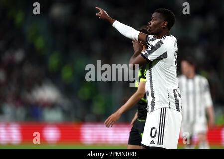 Turin, Italie. 13th avril 2023. Paul Pogba de Juventus FC gestes pendant le quart de finale de l'UEFA Europa League match de la première jambe entre Juventus FC et Sporting Clube de Portugal au stade Allianz sur 13 avril 2023 à Turin, Italie . Credit: Marco Canoniero / Alamy Live News Banque D'Images