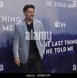 LA, ÉTATS-UNIS. 13 avril 2023. Nikolaj Coster-Waldau, membre du casting, assiste jeudi à la première du thriller « The Last Thing he Say Me » au Bruin Regency Theatre, dans la section Westwood de Los Angeles, 13 avril 2023. Scénario : une femme forme une relation inattendue avec son belle-fille de 16 ans tout en cherchant la vérité sur les raisons pour lesquelles son mari a mystérieusement disparu. Photo de Jim Ruymen/UPI. Crédit : UPI/Alay Live News Banque D'Images