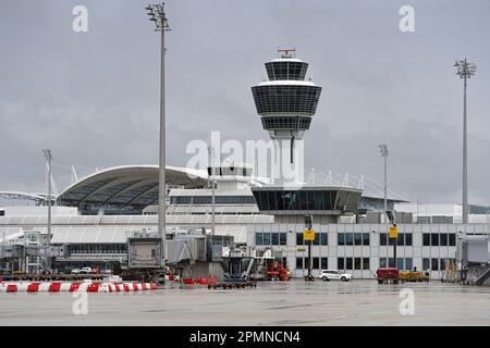 Impressions de l'aéroport Franz Josef Strauss de Munich sur 12 avril 2023. Vue sur la tour du terminal 1. ? Banque D'Images