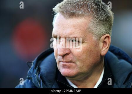 Photo du dossier en date du 10-12-2022 de Dean Smith, qui a révélé son désir de prendre des charges provisoires à Leicester est tombé à 50-50 après leur défaite à la maison terne contre Bournemouth le week-end dernier, mais l'ancien directeur de Aston Villa insiste pour qu'il puisse garder les renards dans la Premier League. Date de publication : vendredi 14 avril 2023. Banque D'Images