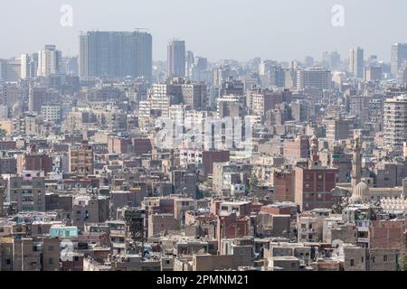 Une vue de paysage urbain depuis la Citadelle Saladin de la ville du Caire en Egypte Banque D'Images