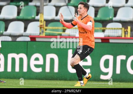 Lommel, Belgique. 14th avril 2023. Gaetan Hendrickx de Deinze photographié lors d'un match de football entre KMSK Deinze et Lommel SK, vendredi 14 avril 2023 à Deinze, le 7 jour de la relégation les éliminatoires de la 2022-2023 'Challenger Pro League' 1B deuxième division du championnat belge. BELGA PHOTO JILL DELSAUX crédit: Belga News Agency/Alay Live News Banque D'Images