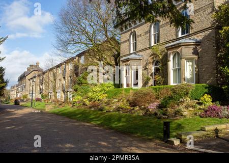 Maisons victoriennes dans la ville thermale de Derbyshire de Buxton dans le Peak District anglais Banque D'Images